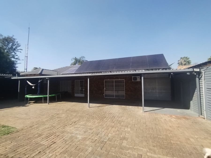3 Bedroom Property for Sale in Pretoria North Gauteng
