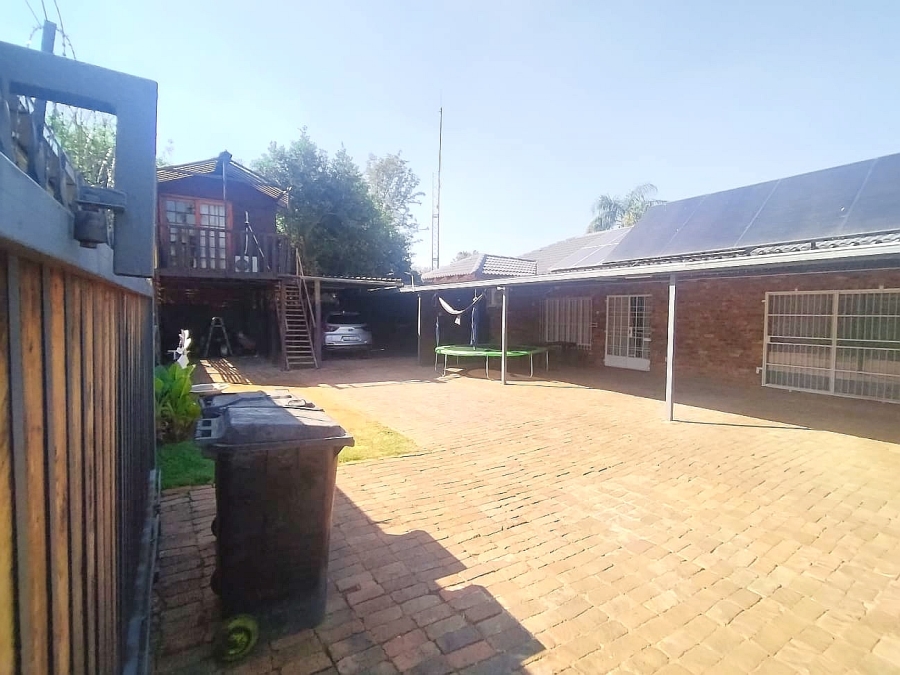 3 Bedroom Property for Sale in Pretoria North Gauteng