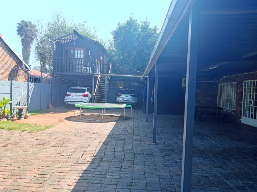3 Bedroom Property for Sale in Pretoria North Gauteng