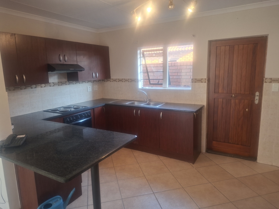 To Let 3 Bedroom Property for Rent in Willow Park Manor Gauteng