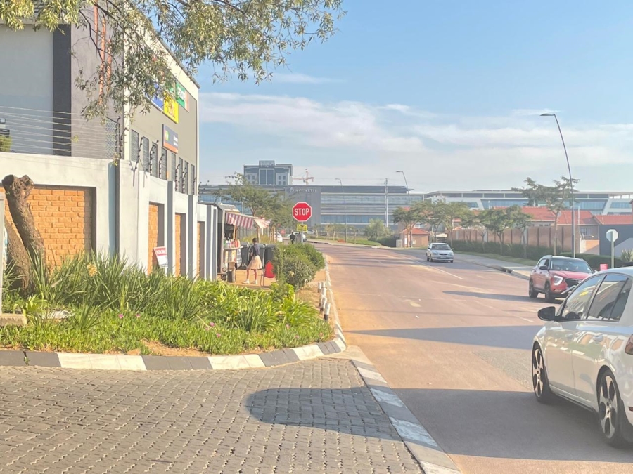 To Let 2 Bedroom Property for Rent in Vorna Valley Gauteng