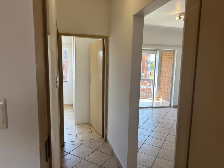 To Let 2 Bedroom Property for Rent in Vorna Valley Gauteng