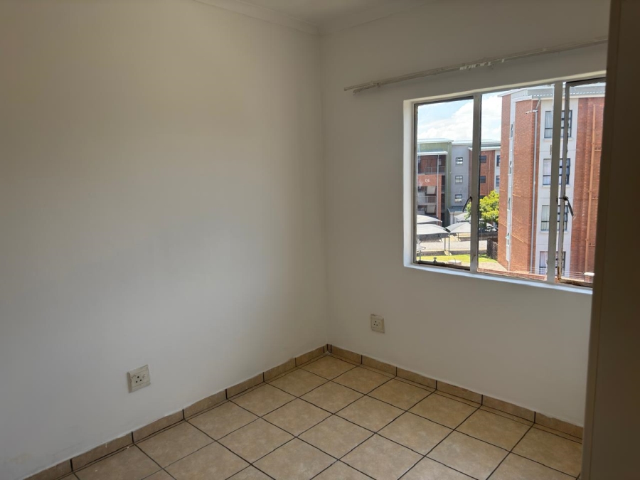 To Let 2 Bedroom Property for Rent in Vorna Valley Gauteng