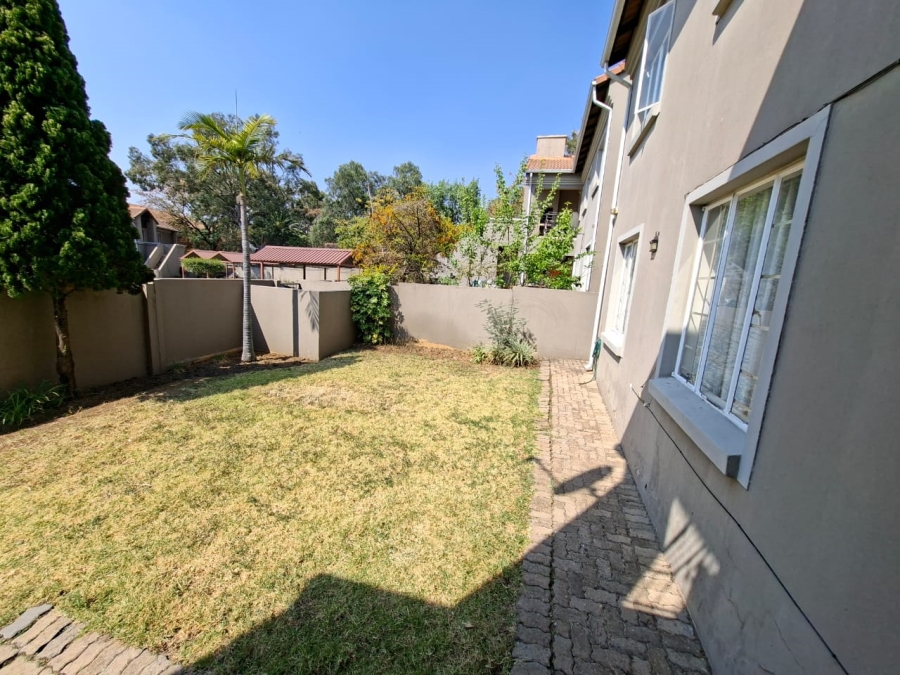 To Let 2 Bedroom Property for Rent in Vorna Valley Gauteng