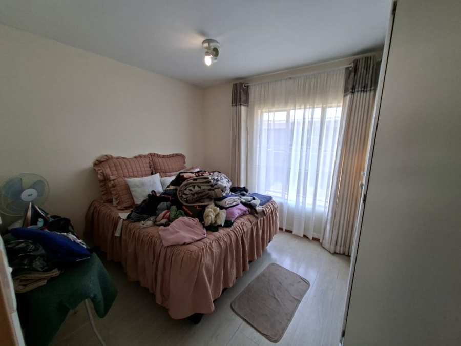 To Let 2 Bedroom Property for Rent in Vorna Valley Gauteng
