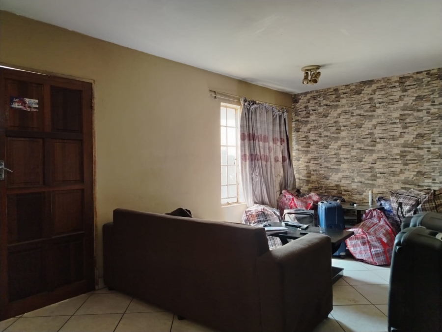 2 Bedroom Property for Sale in Leondale Gauteng