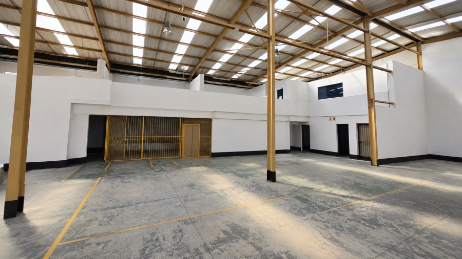 To Let Commercial Property for Rent in Randjespark Gauteng