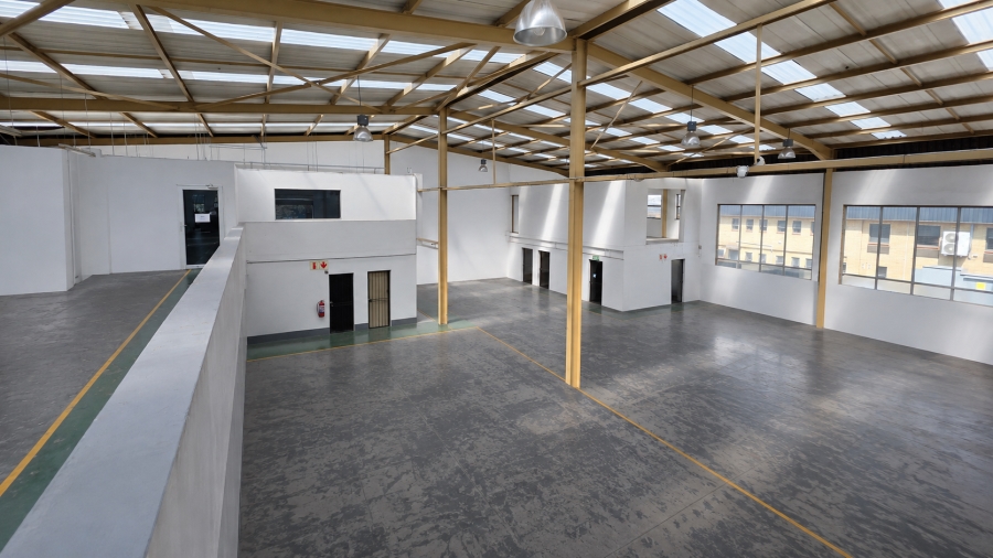 To Let Commercial Property for Rent in Randjespark Gauteng