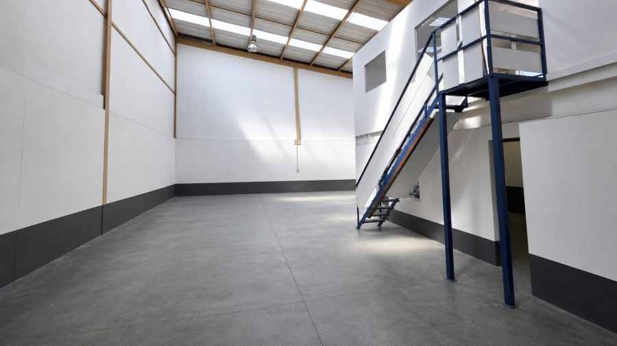 To Let Commercial Property for Rent in Randjespark Gauteng