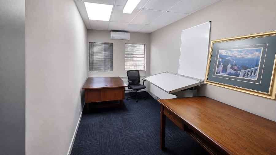 To Let Commercial Property for Rent in Randjespark Gauteng
