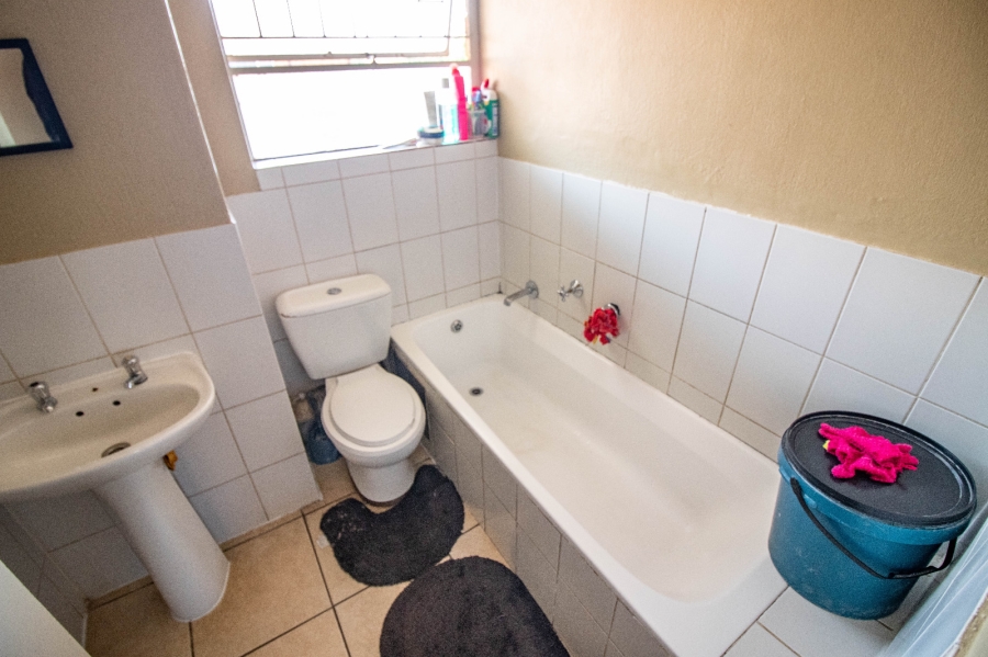 2 Bedroom Property for Sale in Kempton Park Central Gauteng