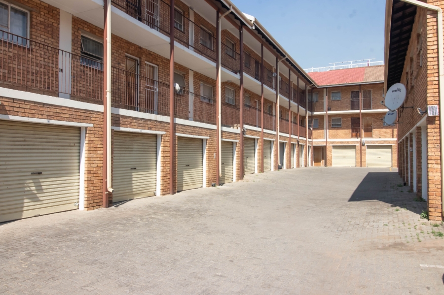 2 Bedroom Property for Sale in Kempton Park Central Gauteng