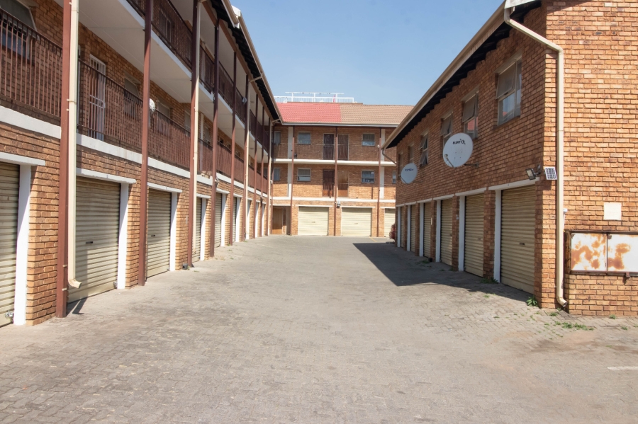 2 Bedroom Property for Sale in Kempton Park Central Gauteng