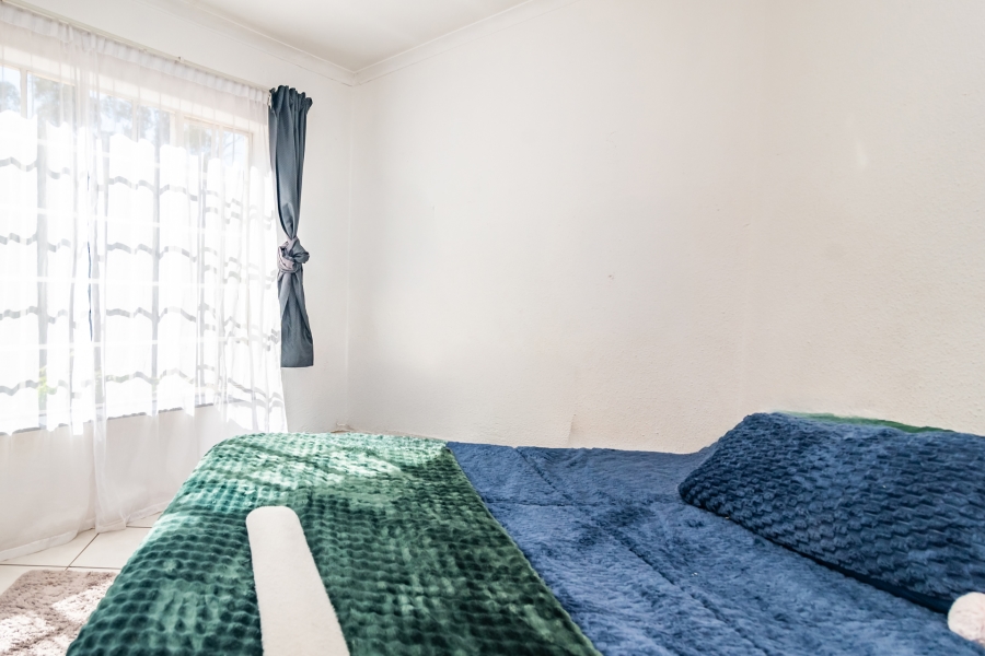 3 Bedroom Property for Sale in Helderkruin Gauteng