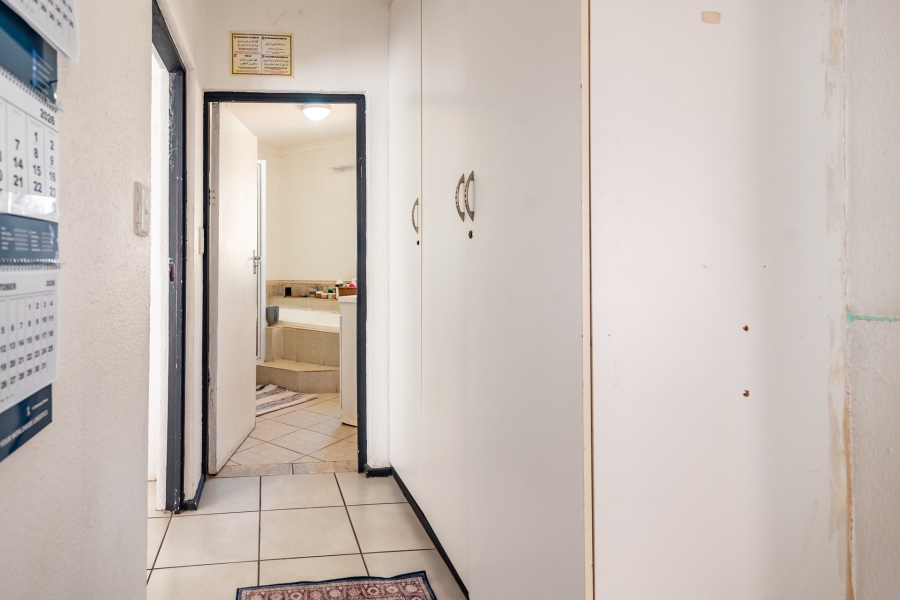 3 Bedroom Property for Sale in Helderkruin Gauteng