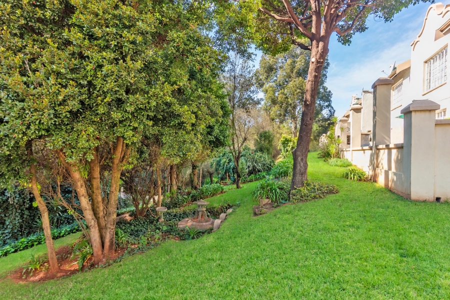 3 Bedroom Property for Sale in Helderkruin Gauteng
