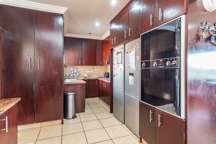 3 Bedroom Property for Sale in Silverfields Gauteng
