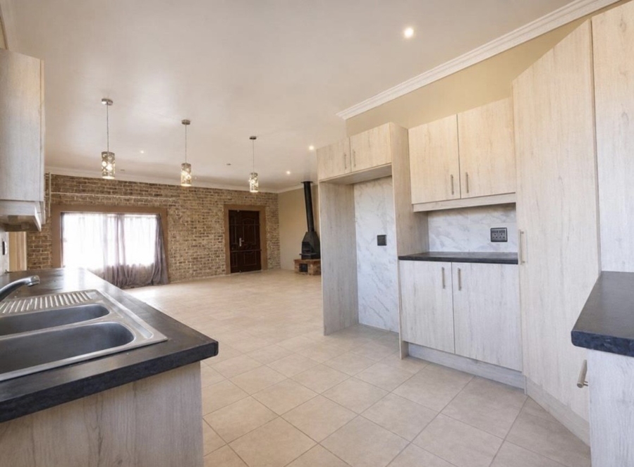 4 Bedroom Property for Sale in Waldrift Gauteng