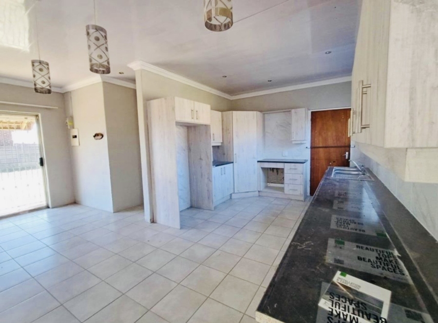 4 Bedroom Property for Sale in Waldrift Gauteng