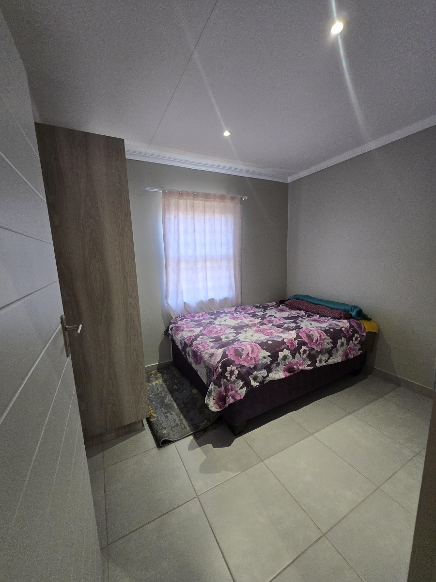 To Let 3 Bedroom Property for Rent in Lion Pride Gauteng