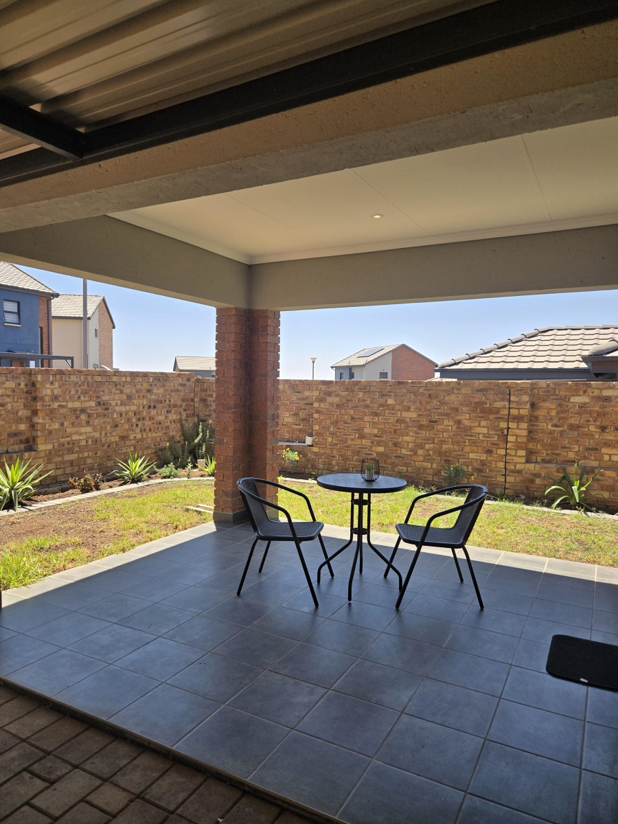 To Let 3 Bedroom Property for Rent in Lion Pride Gauteng