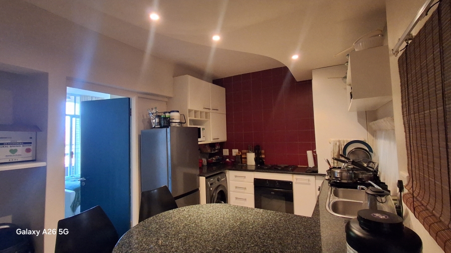 2 Bedroom Property for Sale in Hillcrest Gauteng