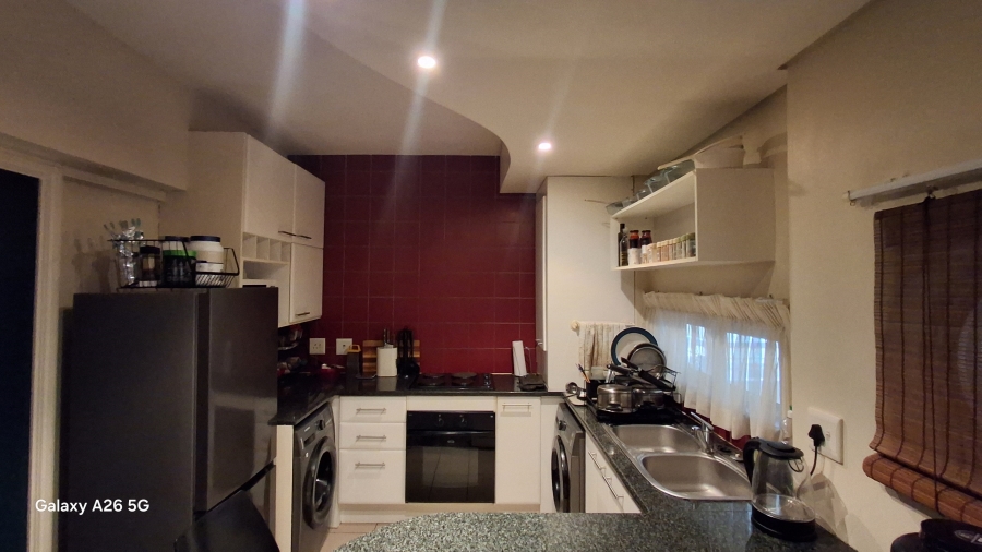 2 Bedroom Property for Sale in Hillcrest Gauteng
