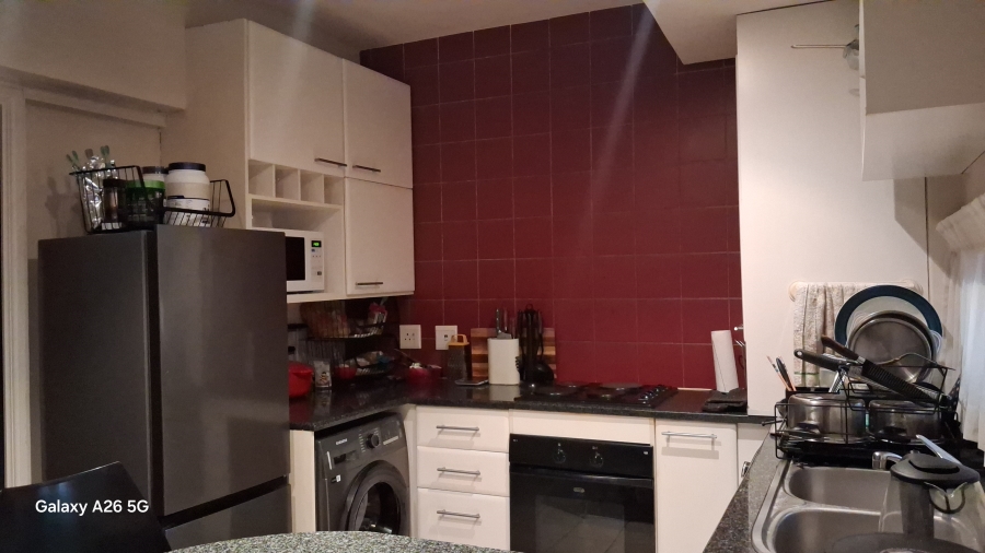 2 Bedroom Property for Sale in Hillcrest Gauteng