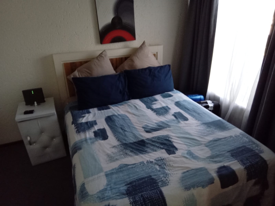 To Let 1 Bedroom Property for Rent in Morningside Gauteng