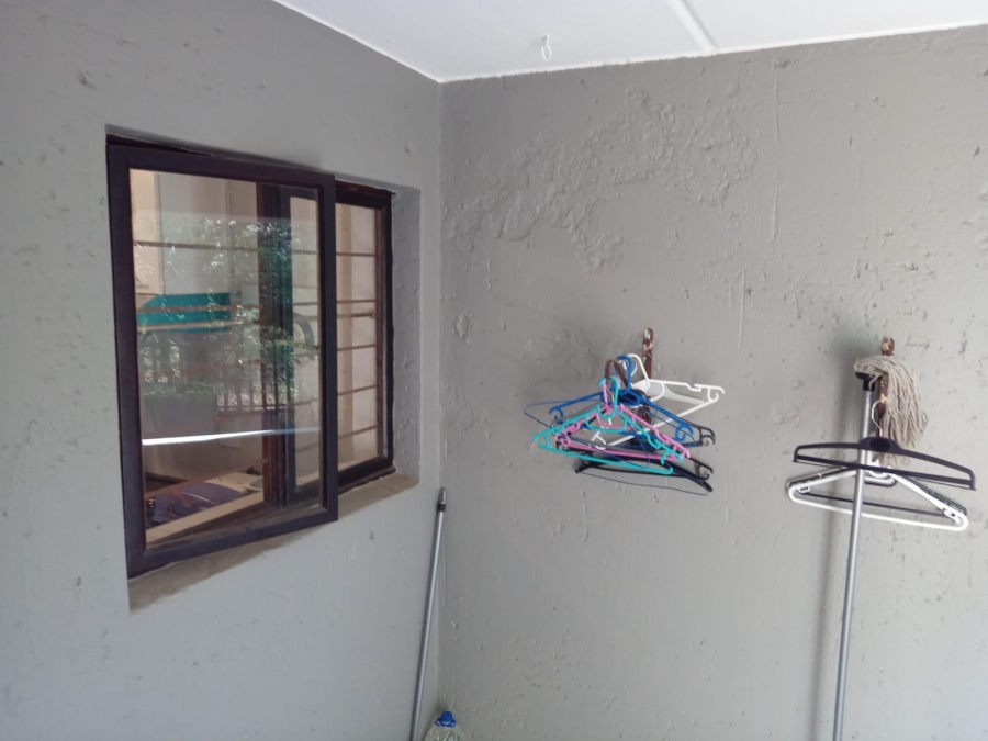 To Let 1 Bedroom Property for Rent in Morningside Gauteng