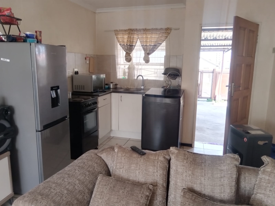 2 Bedroom Property for Sale in Sharon Park Gauteng
