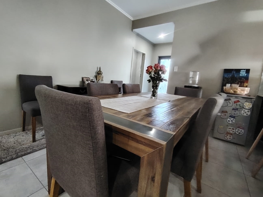 3 Bedroom Property for Sale in Vorna Valley Gauteng