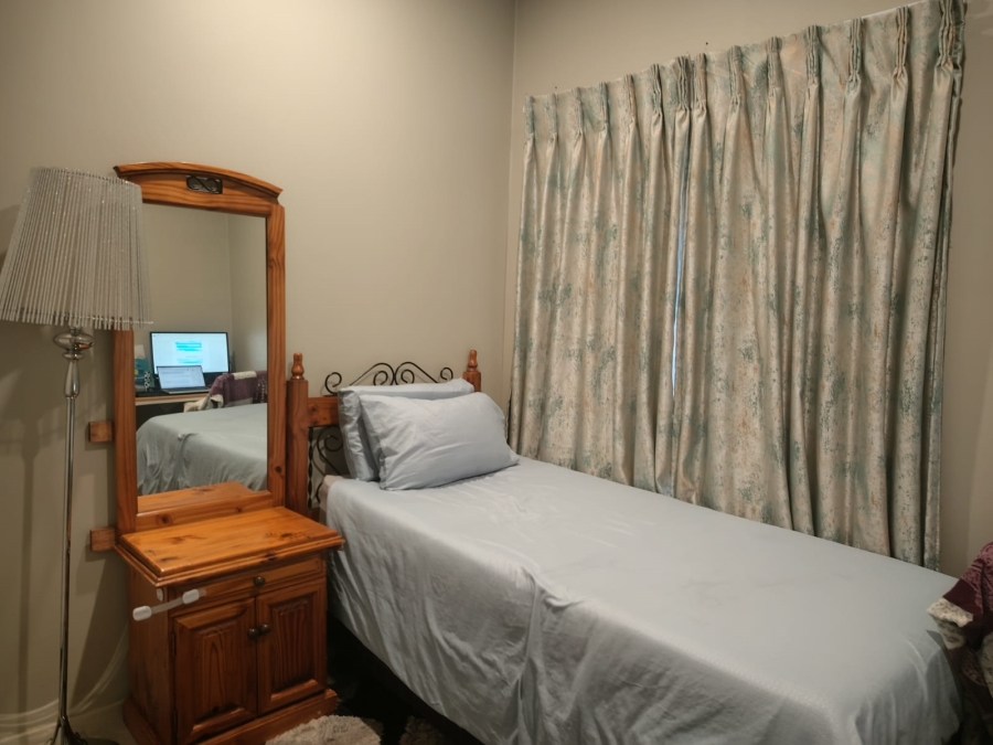 3 Bedroom Property for Sale in Vorna Valley Gauteng