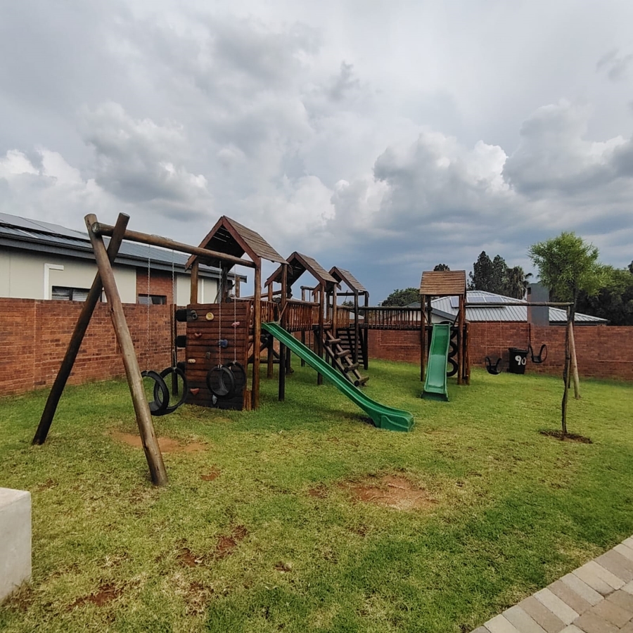 3 Bedroom Property for Sale in Vorna Valley Gauteng