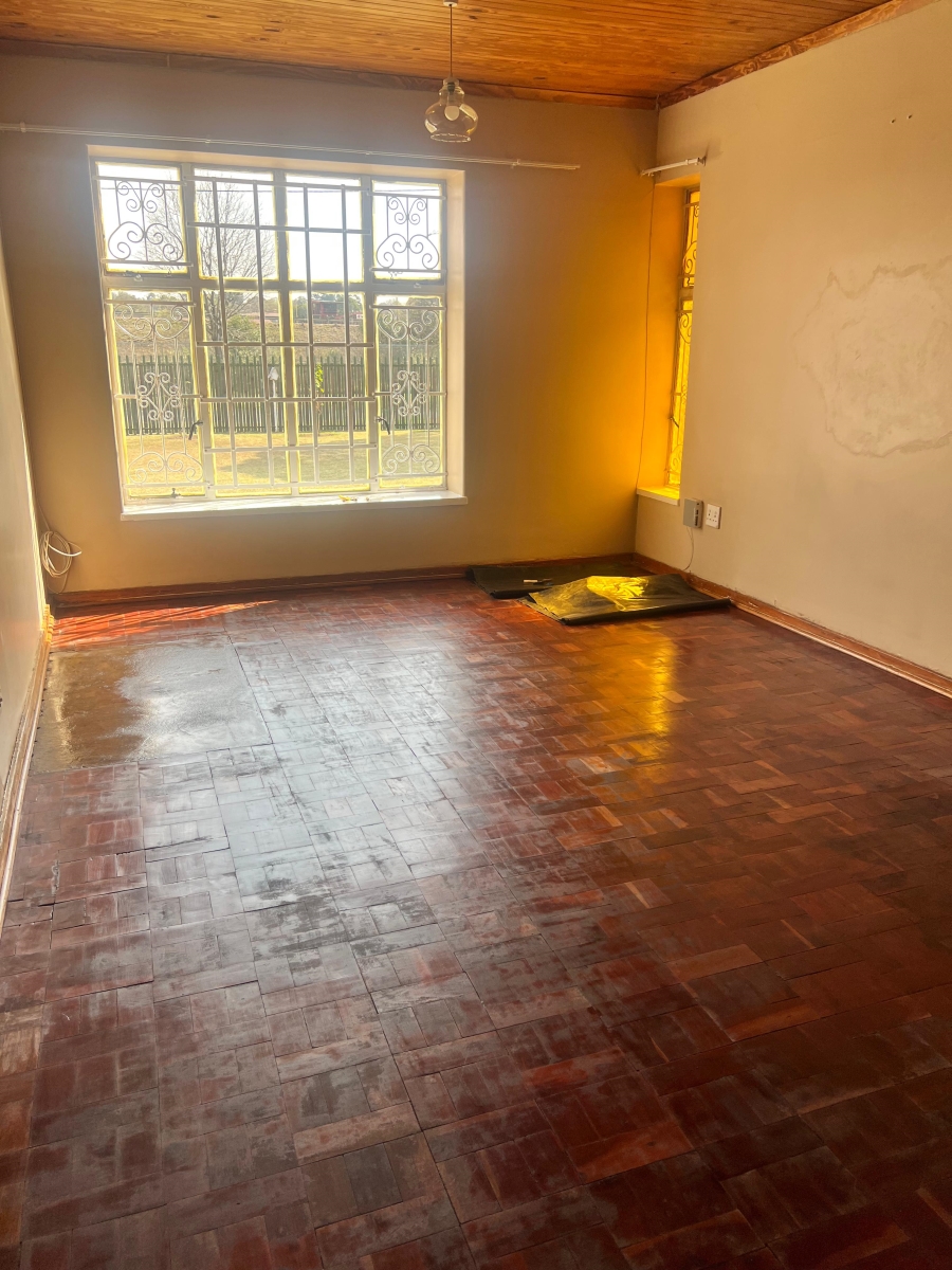 To Let 3 Bedroom Property for Rent in Selection Park Gauteng
