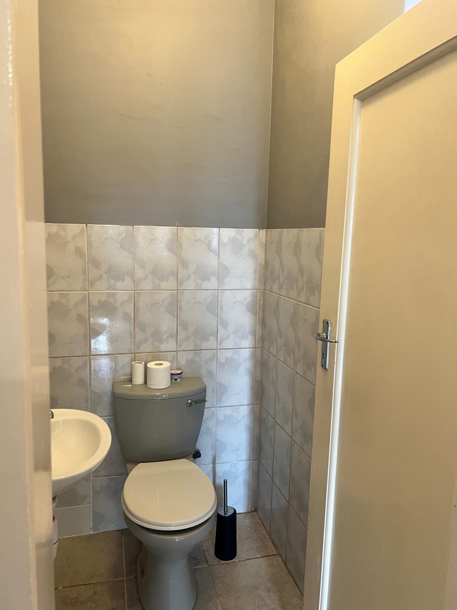 To Let 3 Bedroom Property for Rent in Selection Park Gauteng