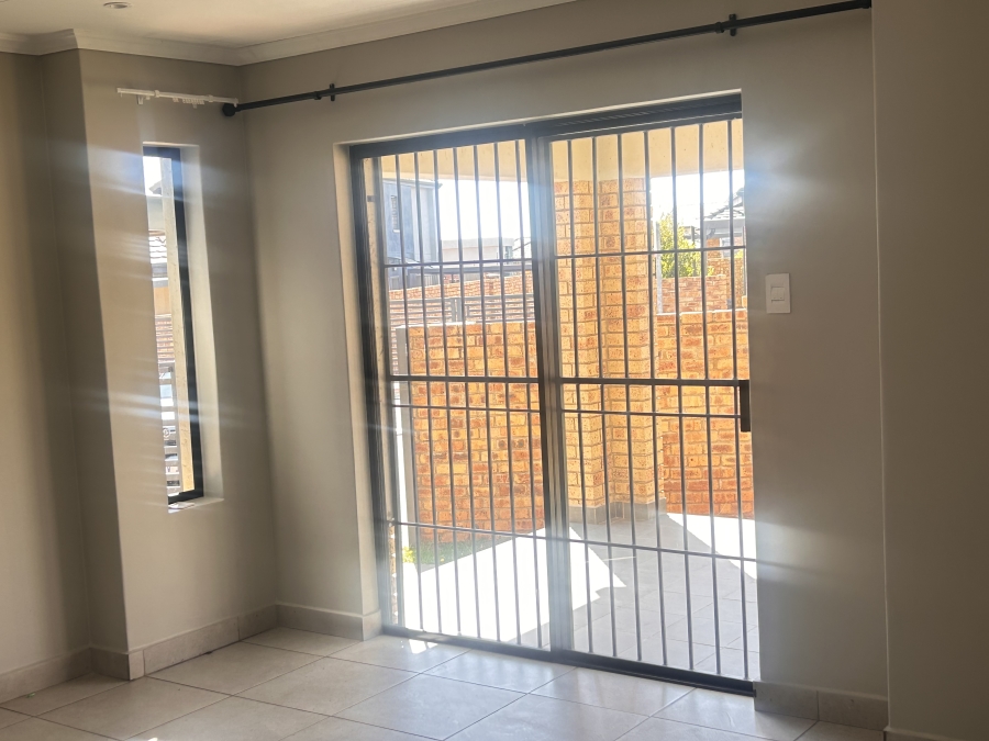 3 Bedroom Property for Sale in Cosmo City Gauteng