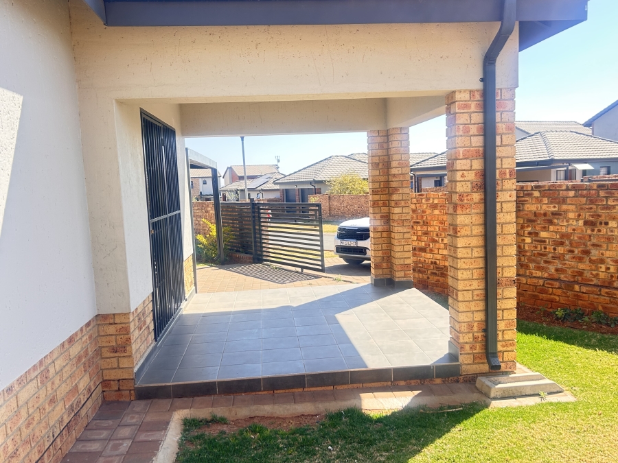 3 Bedroom Property for Sale in Cosmo City Gauteng