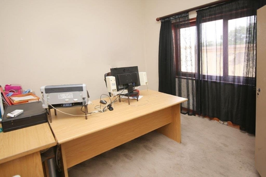 4 Bedroom Property for Sale in Linksfield Gauteng