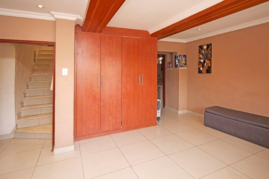 4 Bedroom Property for Sale in Linksfield Gauteng