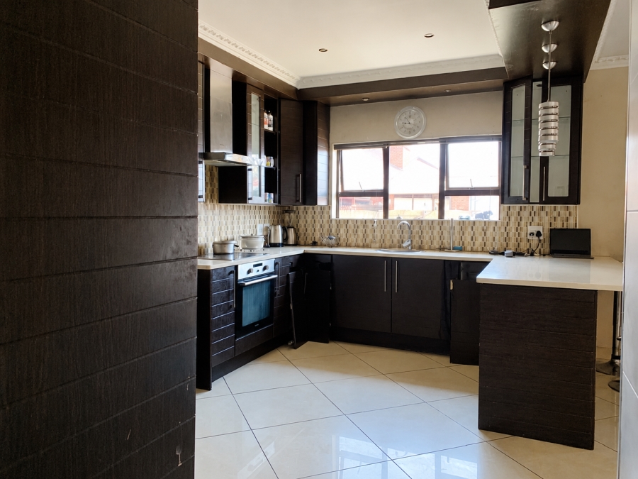 3 Bedroom Property for Sale in Vanderbijlpark SE 6 Gauteng