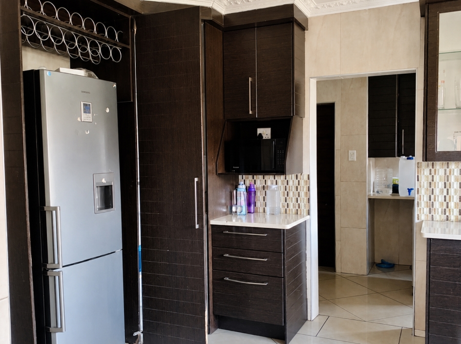 3 Bedroom Property for Sale in Vanderbijlpark SE 6 Gauteng