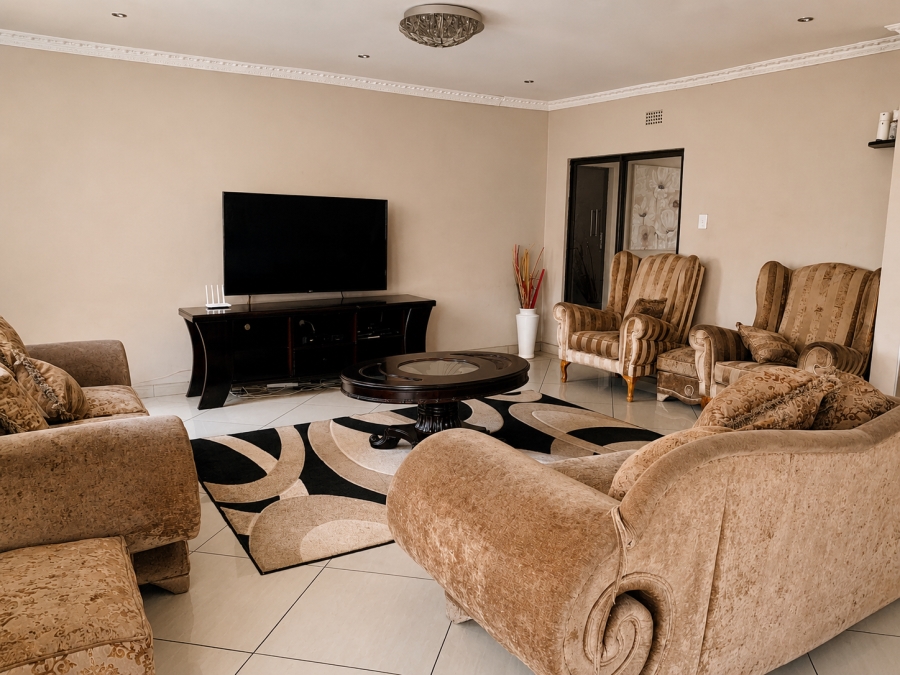3 Bedroom Property for Sale in Vanderbijlpark SE 6 Gauteng
