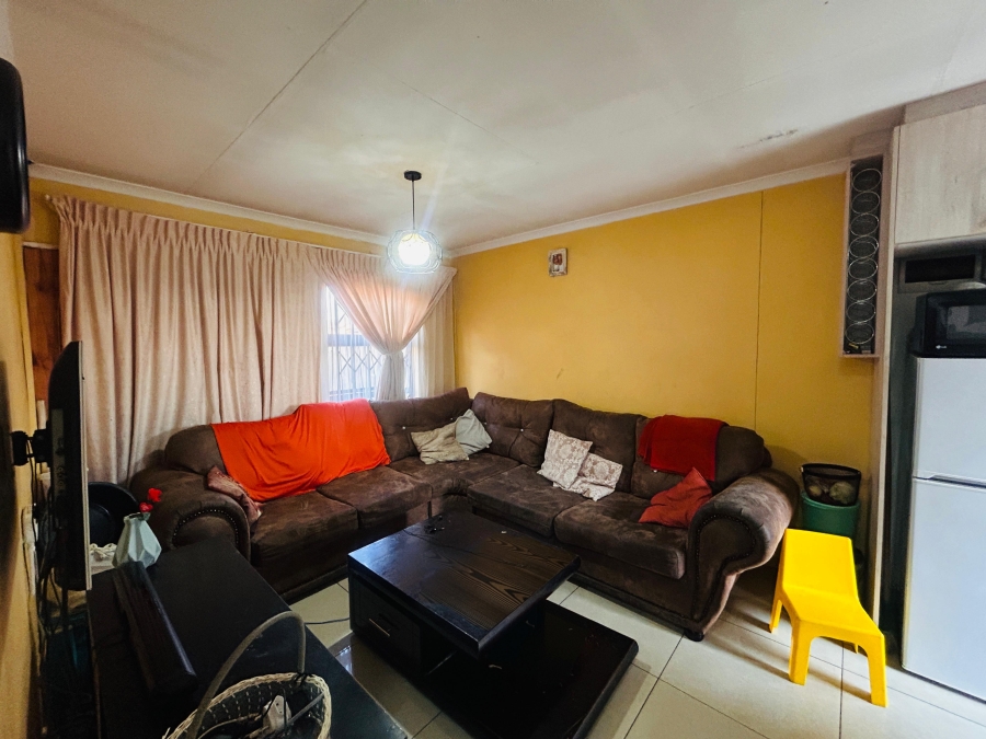 2 Bedroom Property for Sale in Savanna City Gauteng