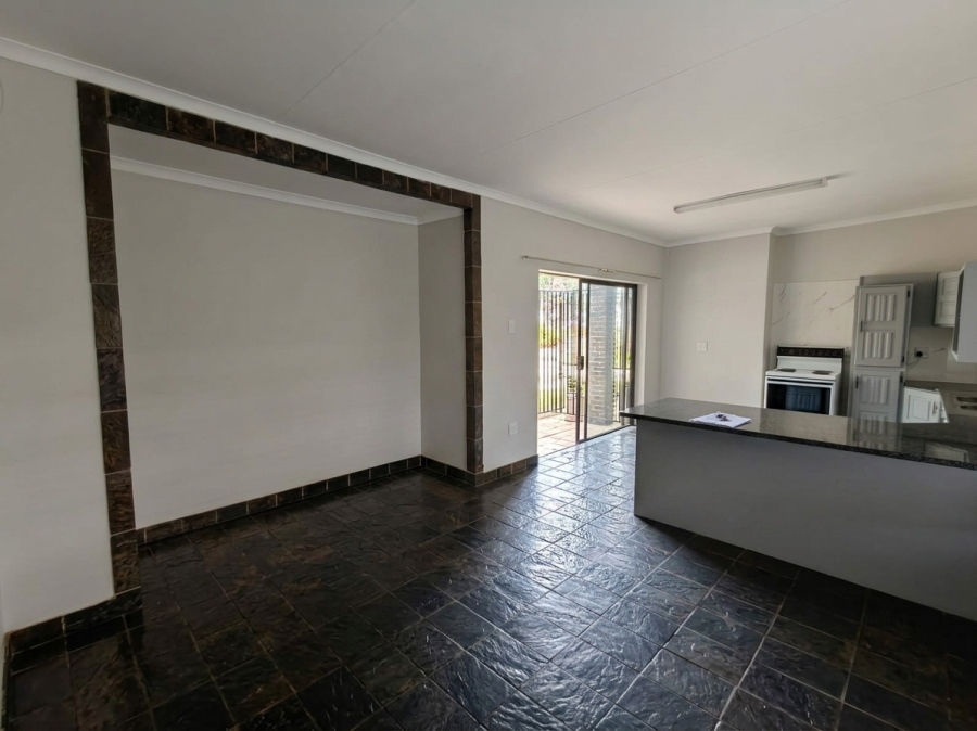 To Let 2 Bedroom Property for Rent in Risiville Gauteng