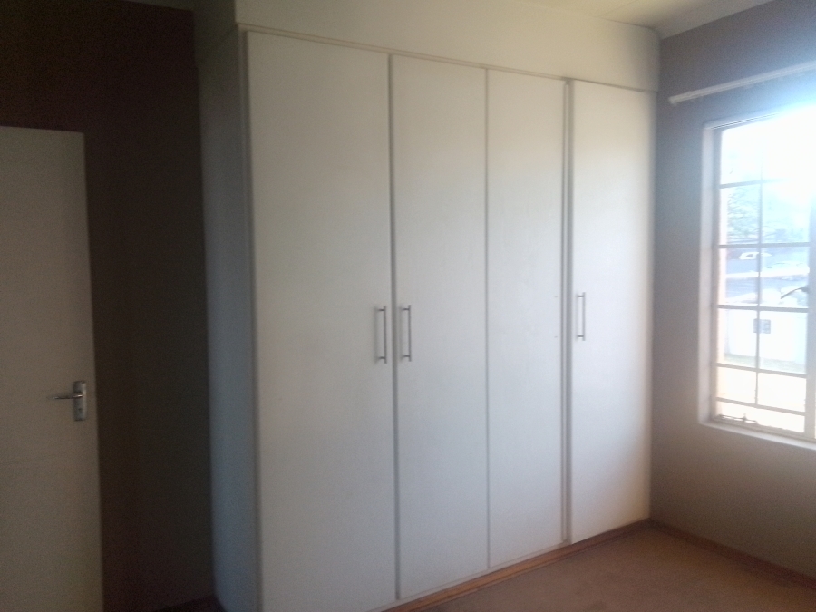 2 Bedroom Property for Sale in Groblerpark Gauteng