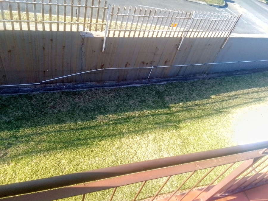 2 Bedroom Property for Sale in Groblerpark Gauteng