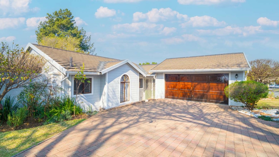 3 Bedroom Property for Sale in Lonehill Gauteng