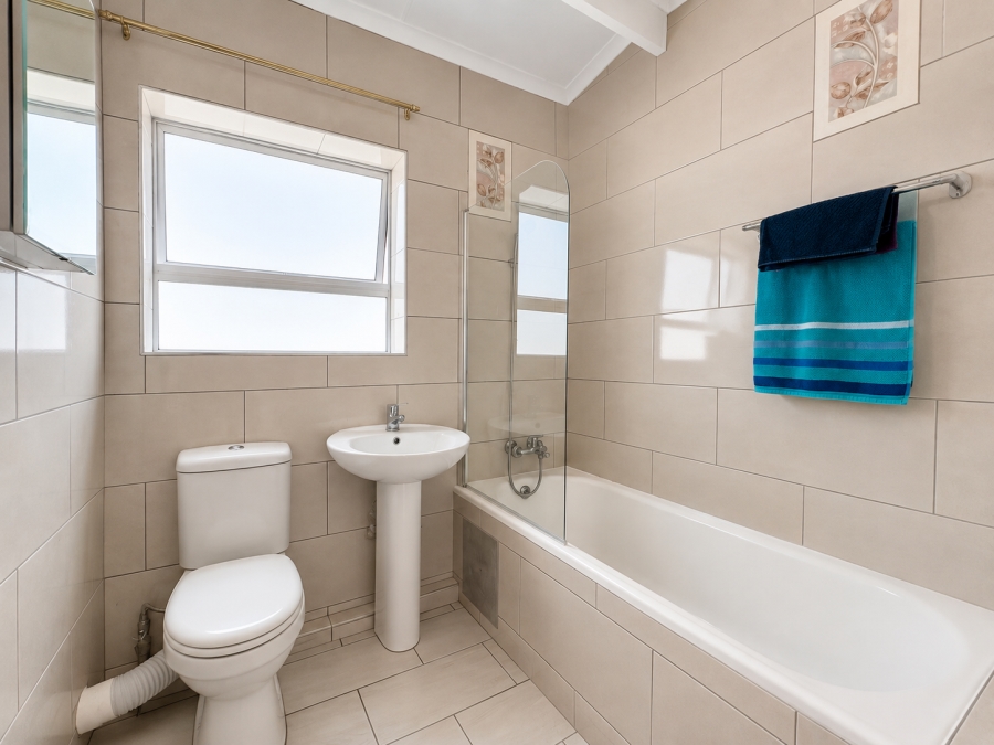 2 Bedroom Property for Sale in Dayanglen Gauteng
