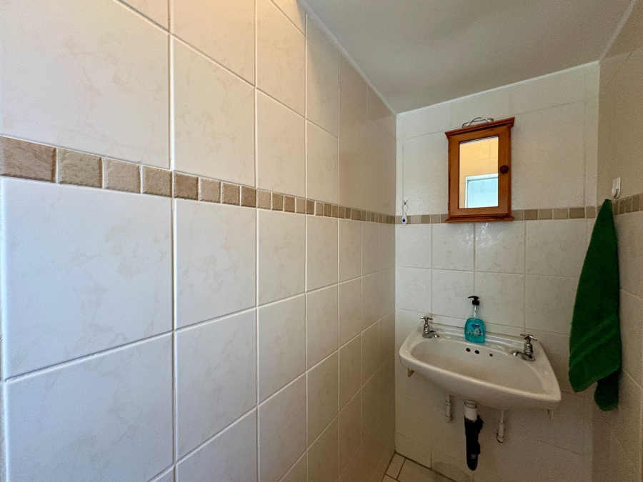 2 Bedroom Property for Sale in Dayanglen Gauteng